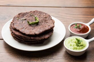 Ragi vs jowar vs wheat roti: Nutritionist explains which flour is best for weight loss